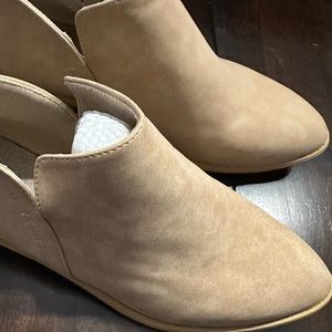 Western style booties with zipper back- brand new, never worn